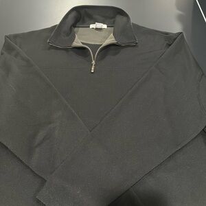Zenga Sport mock neck pull over.